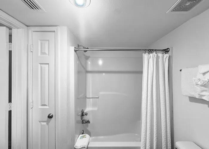 Holiday home Ocean House 2701 Beachfront *